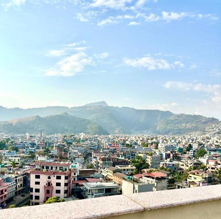 Penthouse 3 Bedroom Apartment With A Beautiful View Pokhara Eksteriør bilde