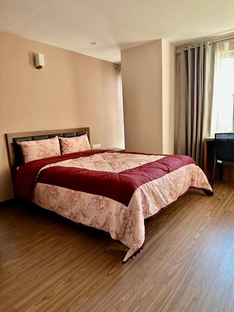 Penthouse 3 Bedroom Apartment With A Beautiful View Pokhara Eksteriør bilde